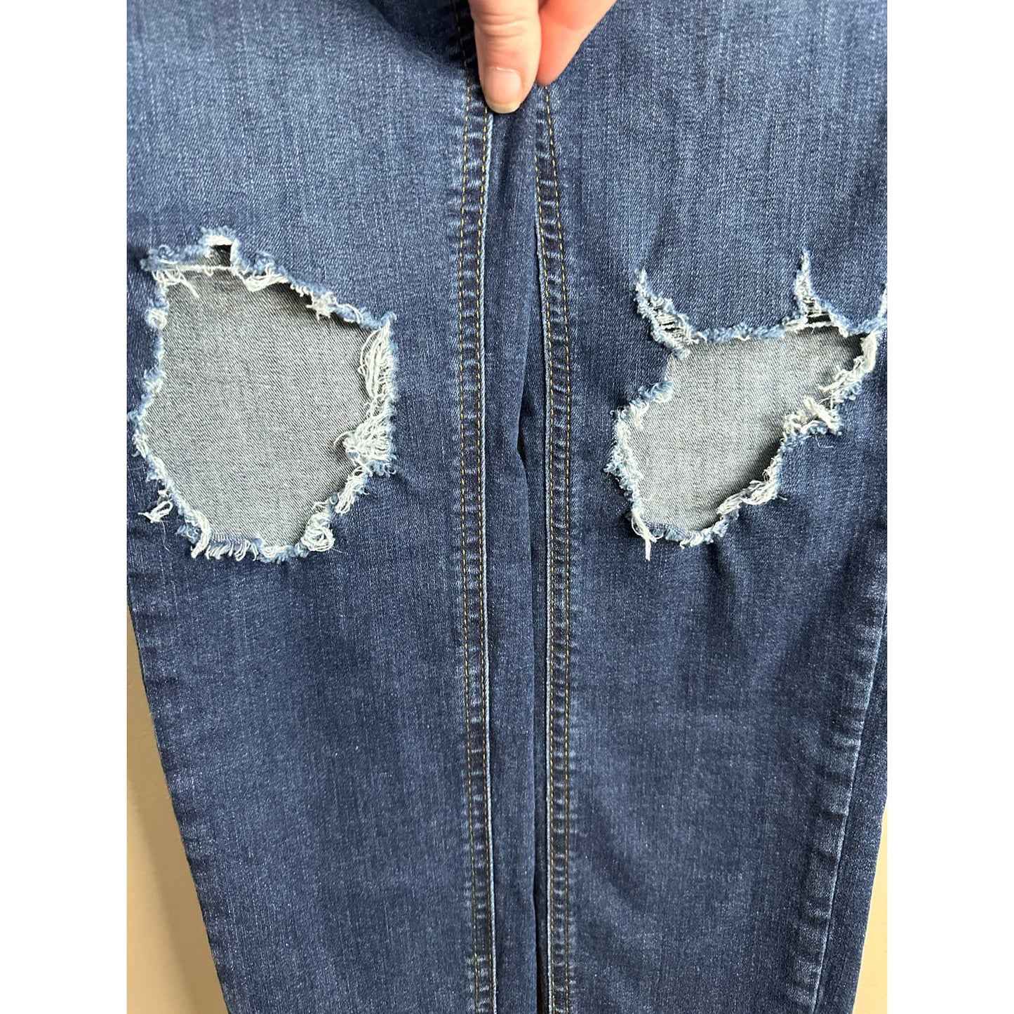 Free People Distressed Raw Hem Blue Medium Wash Skinny Jeans Size 27