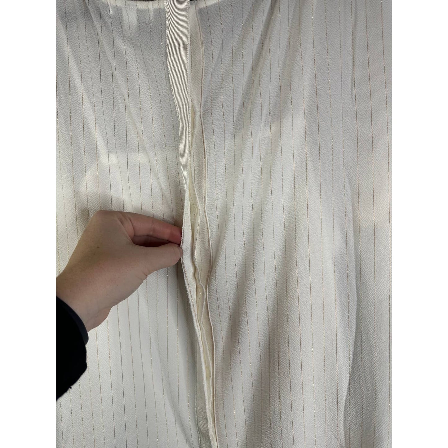 NWT Roz & Ali White Gold Long Bell Sleeves Blouse Under Tank Size XL