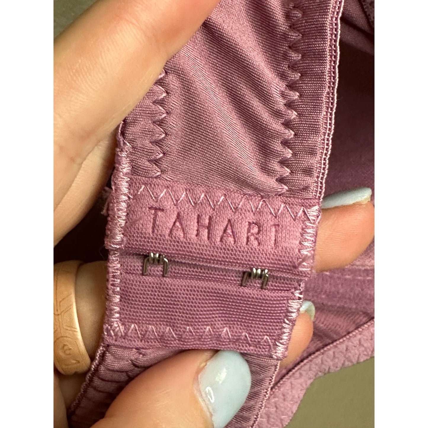 Tahari Purple Plum Underwire Lightly Lined Bra Size 34B