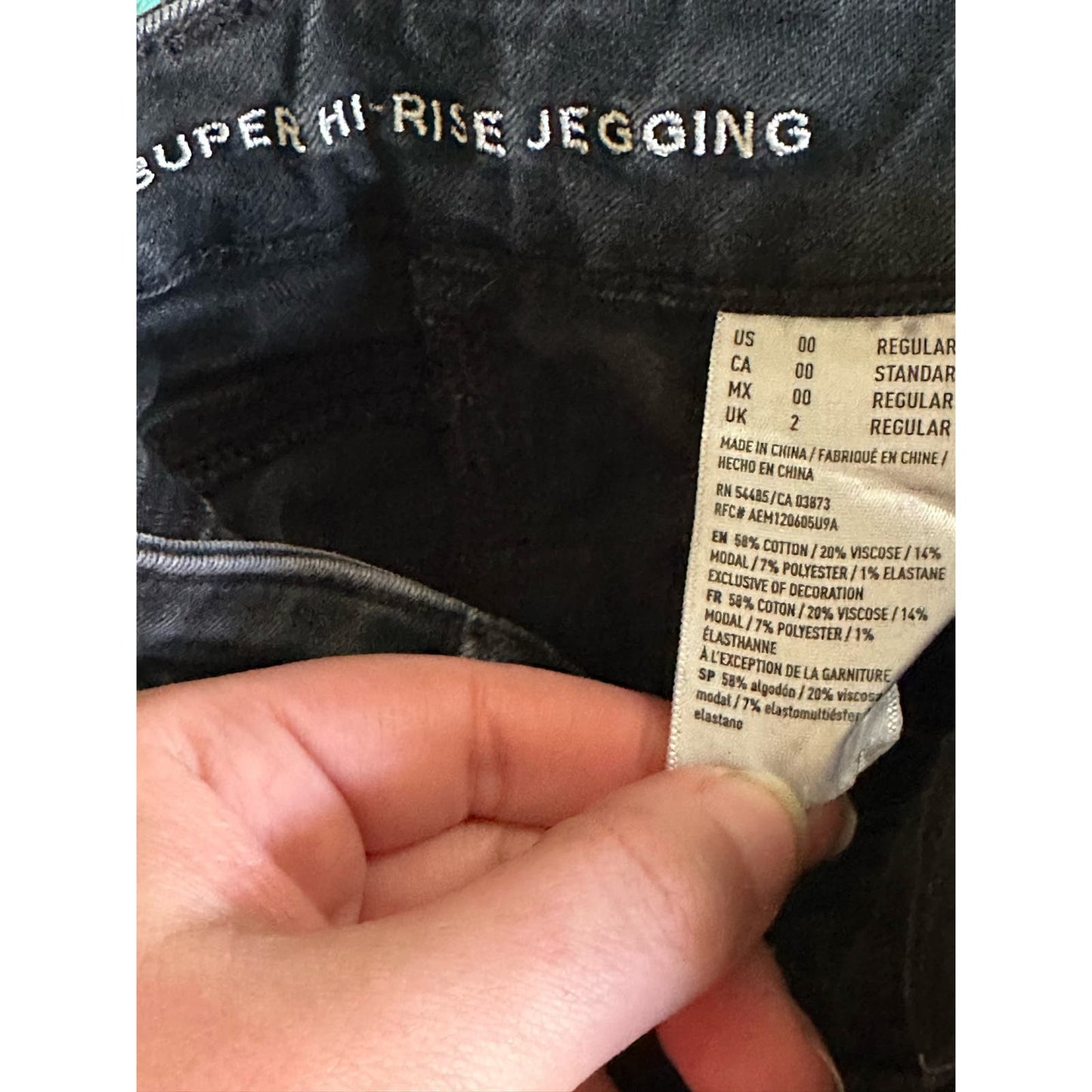 American Eagle Black Cut Off Super Hi Rise Shorts Size 00
