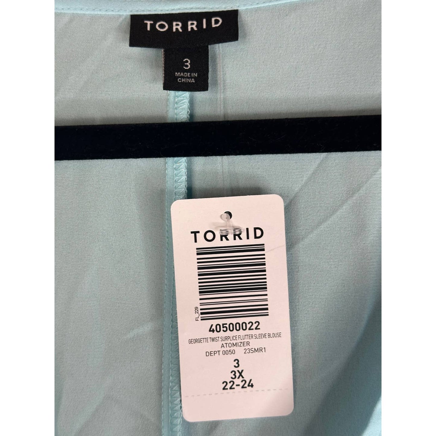 NWT Torrid Georgette Twist Surplice Flutter Sleeve Blouse V Neck Size 3(3X)