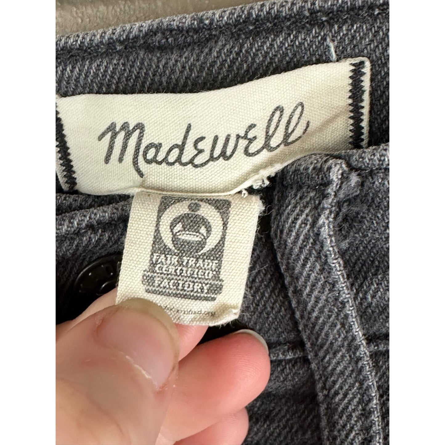 Madewell Black 10” High Rise High Waisted Skinny Jeans in Starkey Wash Size 26