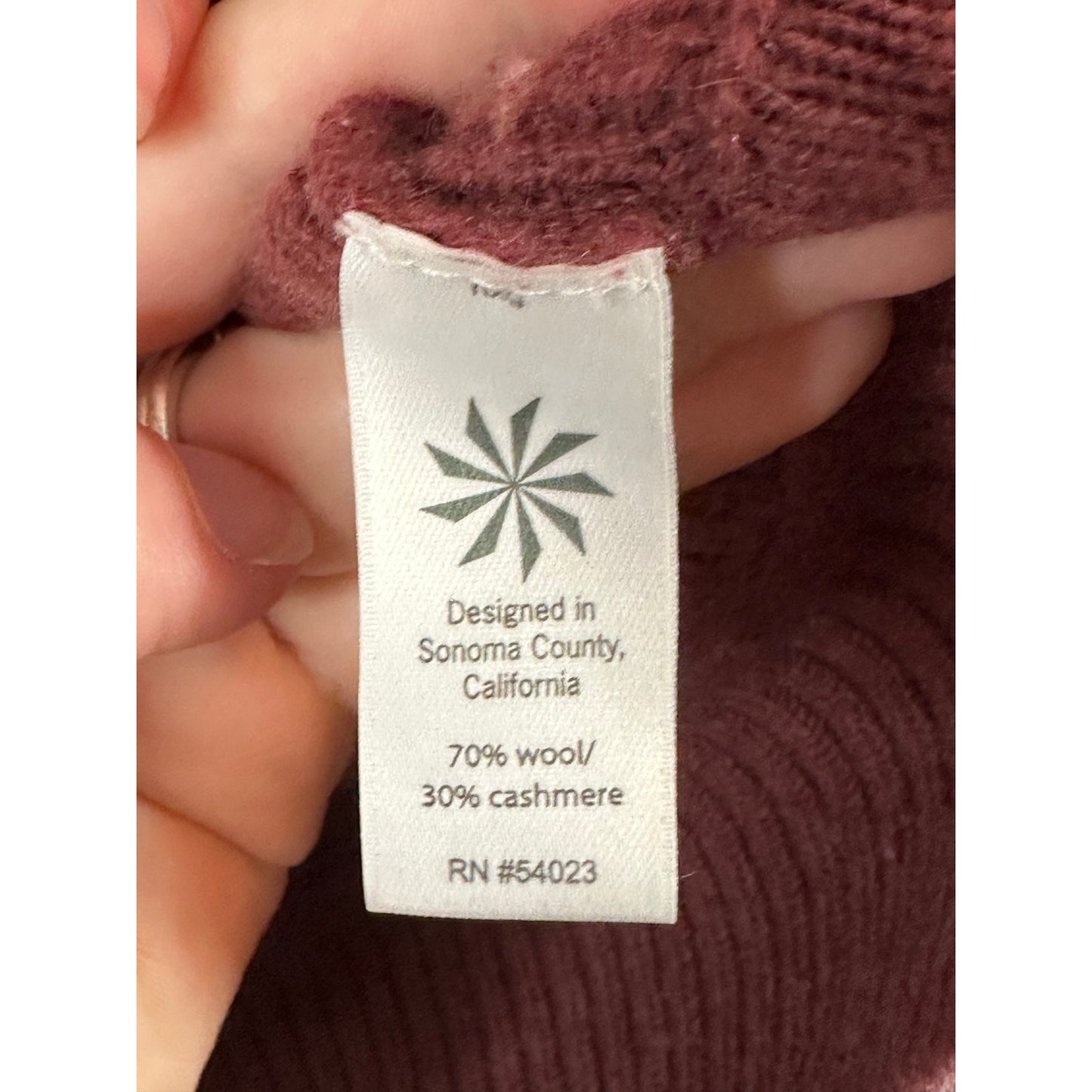 Athleta Habitat Wool Cashmere Maroon Long Sleeve Pull Over Sweater Size Small