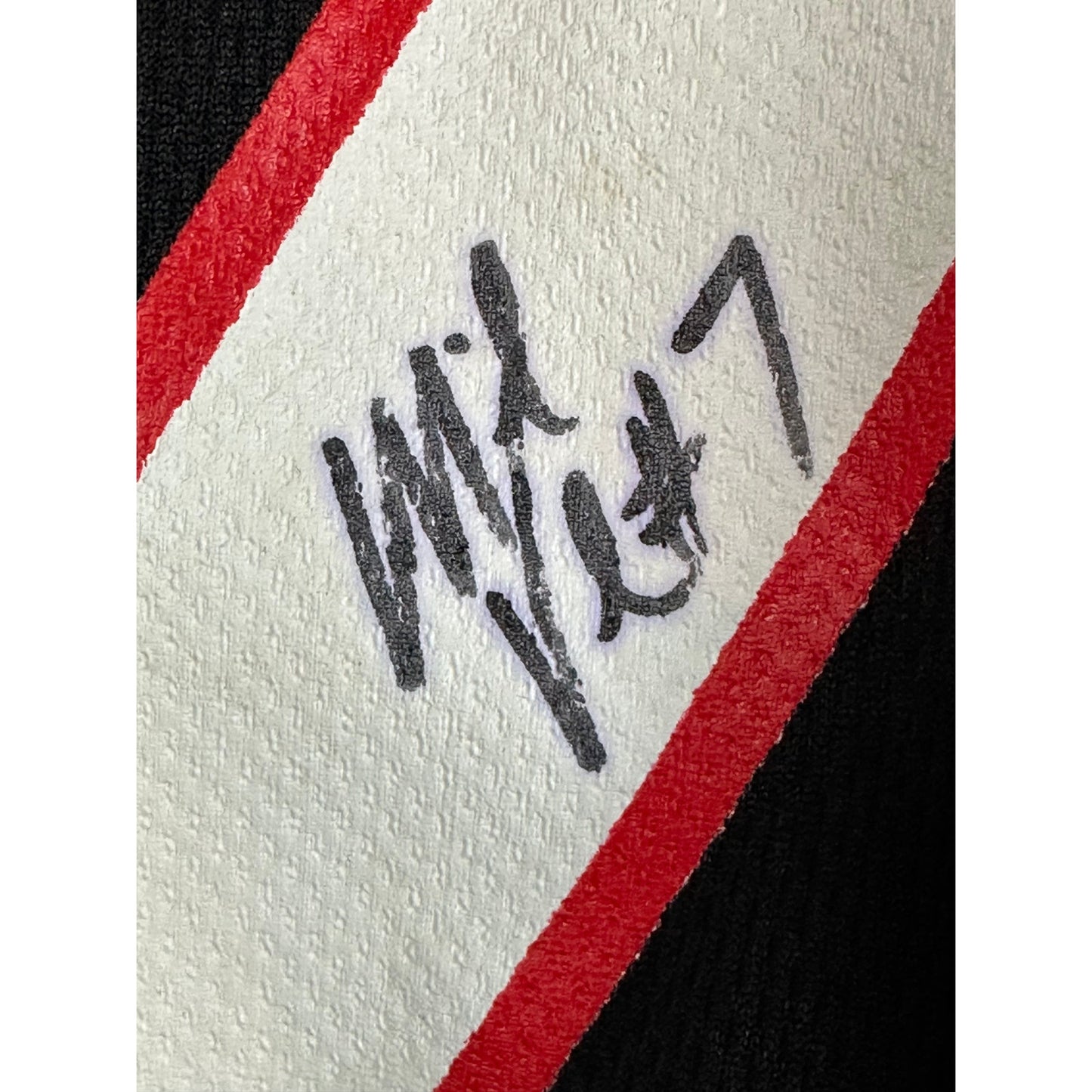 NWT Falcons Jersey #7 Michael Vick SIGNED Short Sleeve Black Jersey Size XL