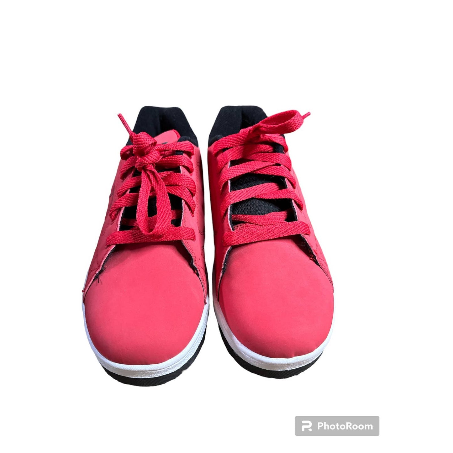 Heely’s Red Black Logo Wheels Lace Up Low Top Sneakers Size 6