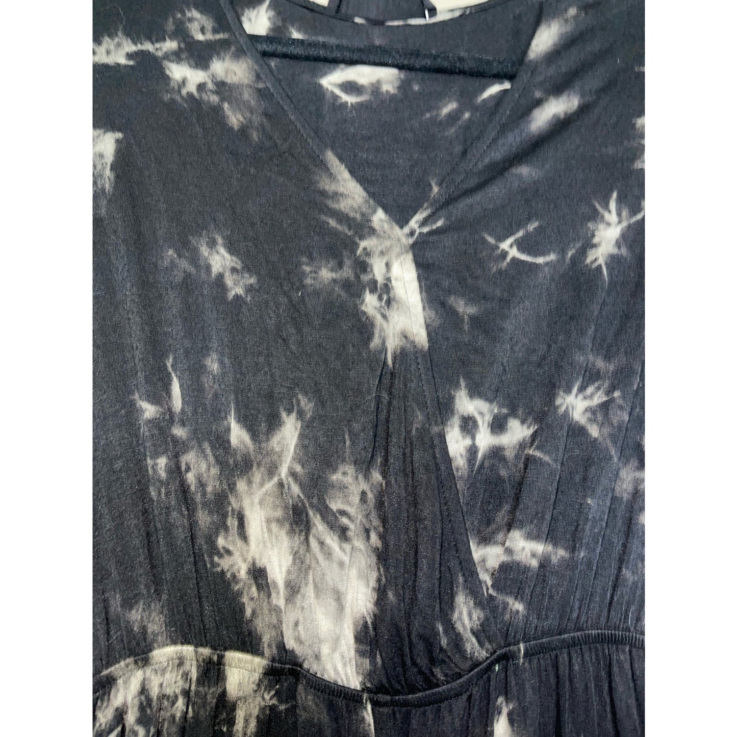 Audrey 3 + 1 Tie Dye Black V-Neck Long Flowy Sleeve Shorts Romper Size Medium