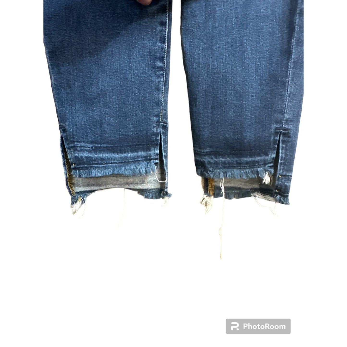 Frame ‘Le Skinny De Jeanne’ Dark Wash Raw Hem Skinny Jeans Size 29