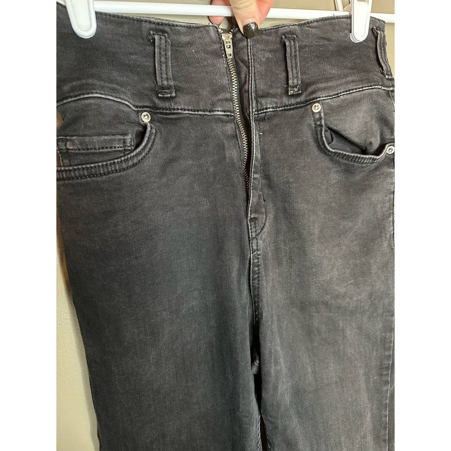 We The Free Black Zip Up High Waisted Skinny Jeans Size 28