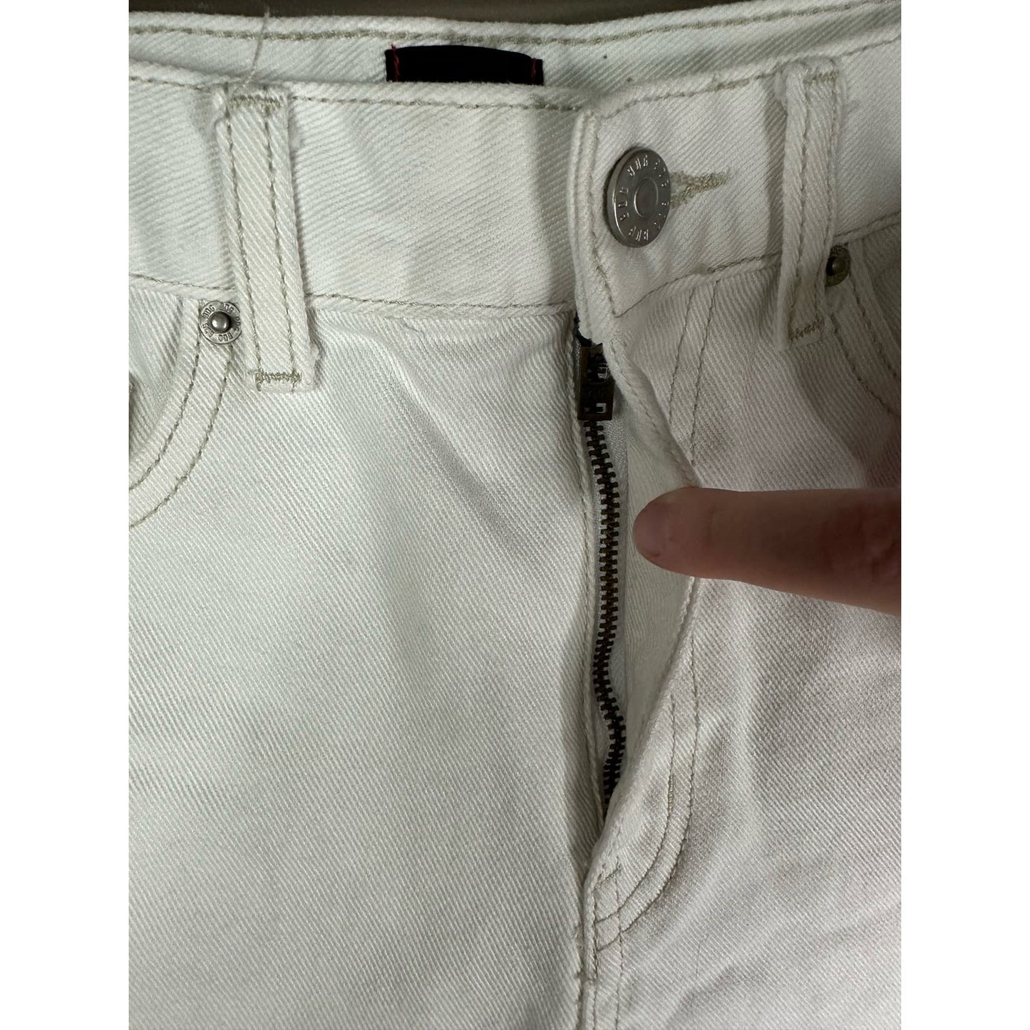 BDG Urban Outfitters White High Rise Cheeky Shorts Cut Off Raw Hem Size 25