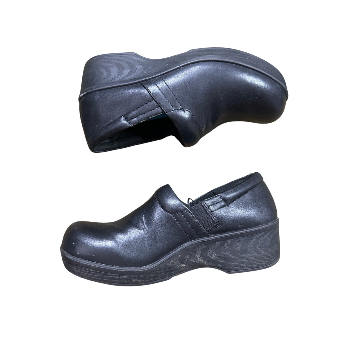 Women’s Dr. Scholls Slip Resistant Black Leather Man Made Comfort Clogs Size 6