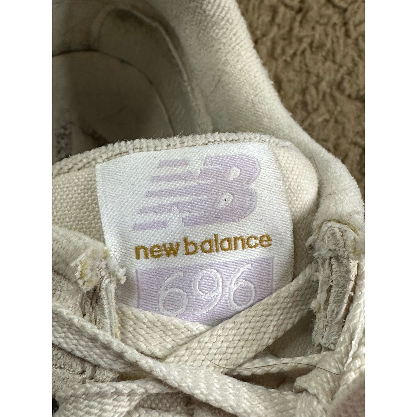 Women’s New Balance Beige Yellow 696 Athletic Lace Up Fashion Sneakers Size 9.5