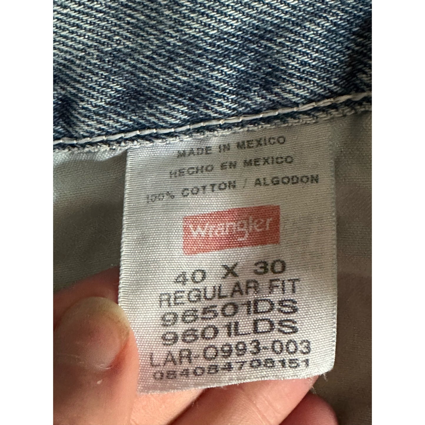 Men’s Wrangler Light Wash ‘Regular Fit’ Blue Jeans Denim Size 40x30