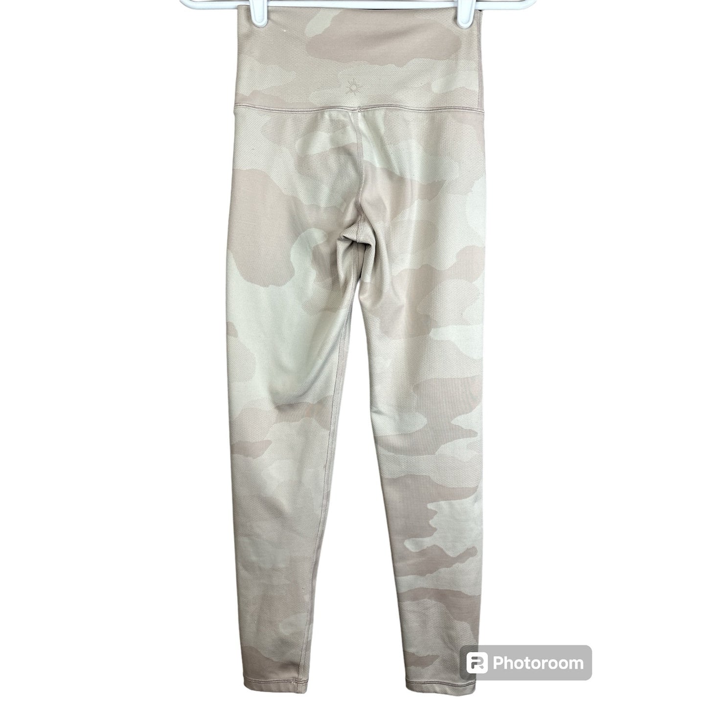 Offline By Aerie Light Pink Camouflage High Waisted Leggings Size Small