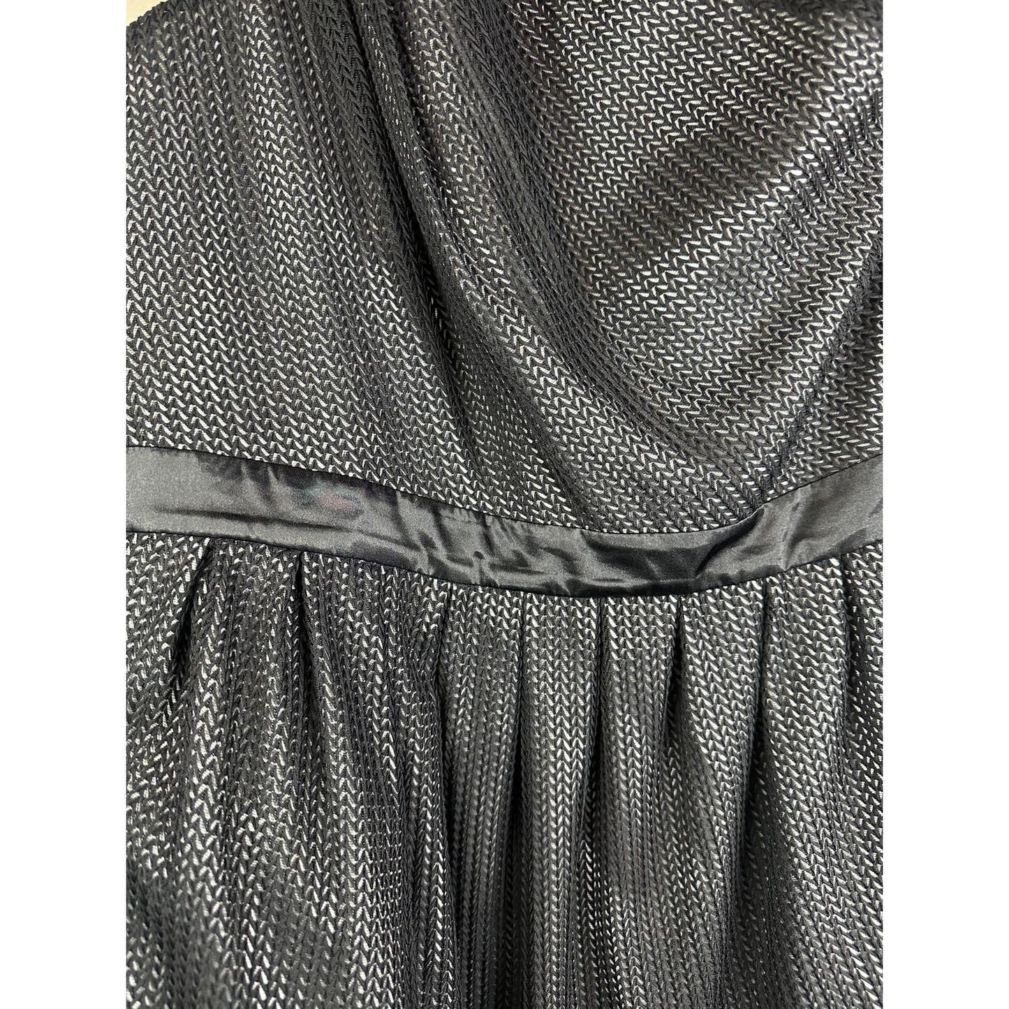 Armani Exchange One Sided Shoulder Zip Up Textured Black white Dress Size 4