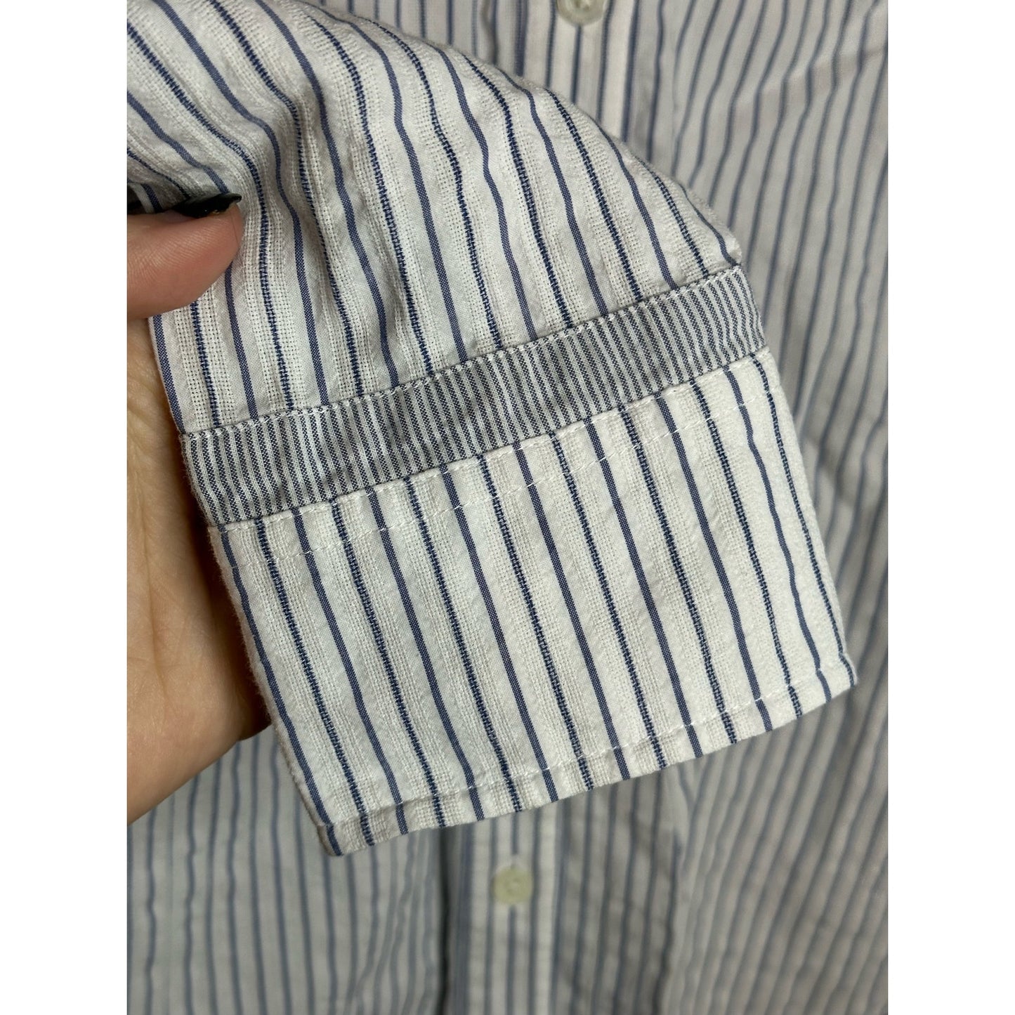 Vineyard Vines Black White Blue Stripe Button Down V Neck Blouse Size 2