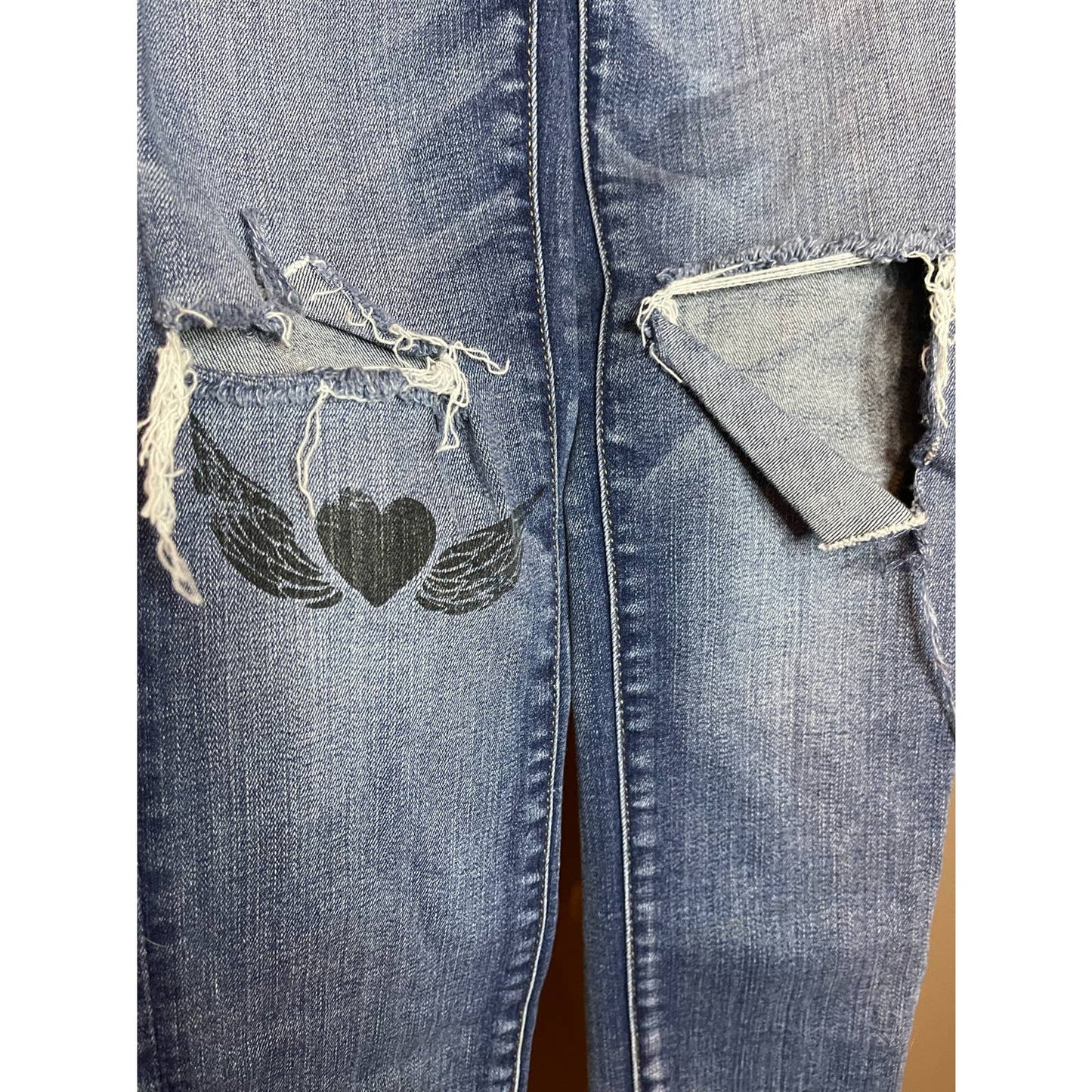 American Eagle Jegging Hot Rod Super Stretch Car Patch Distressed Jeans Size 2L