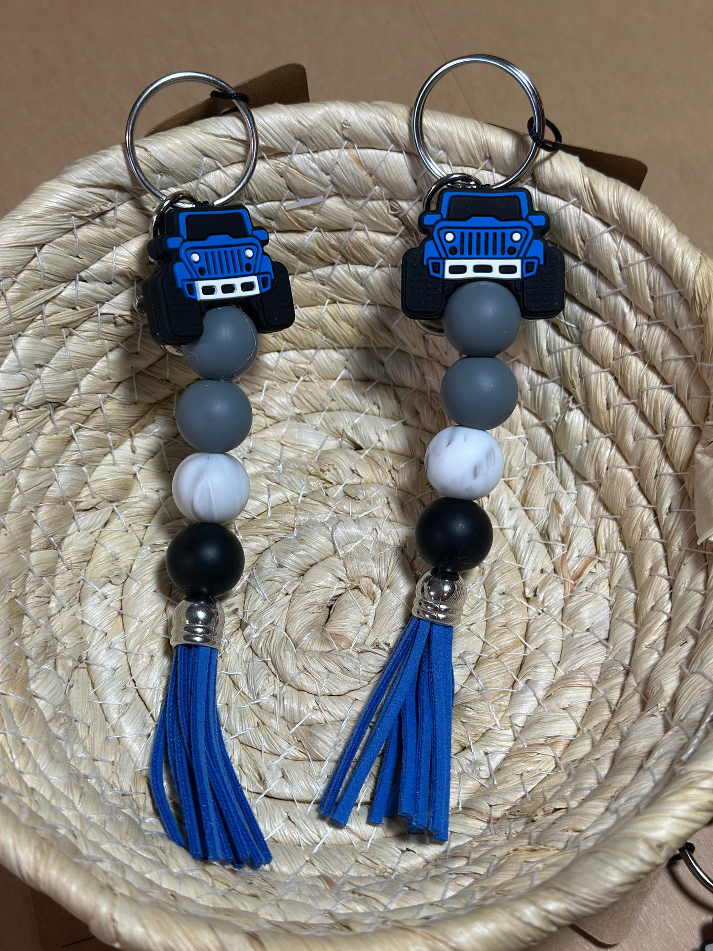 Silicone Bead Standalone Keychain | 'Trail Ready'- Grey, Blue, Yellow, & Red Jeep Silicone Keychain