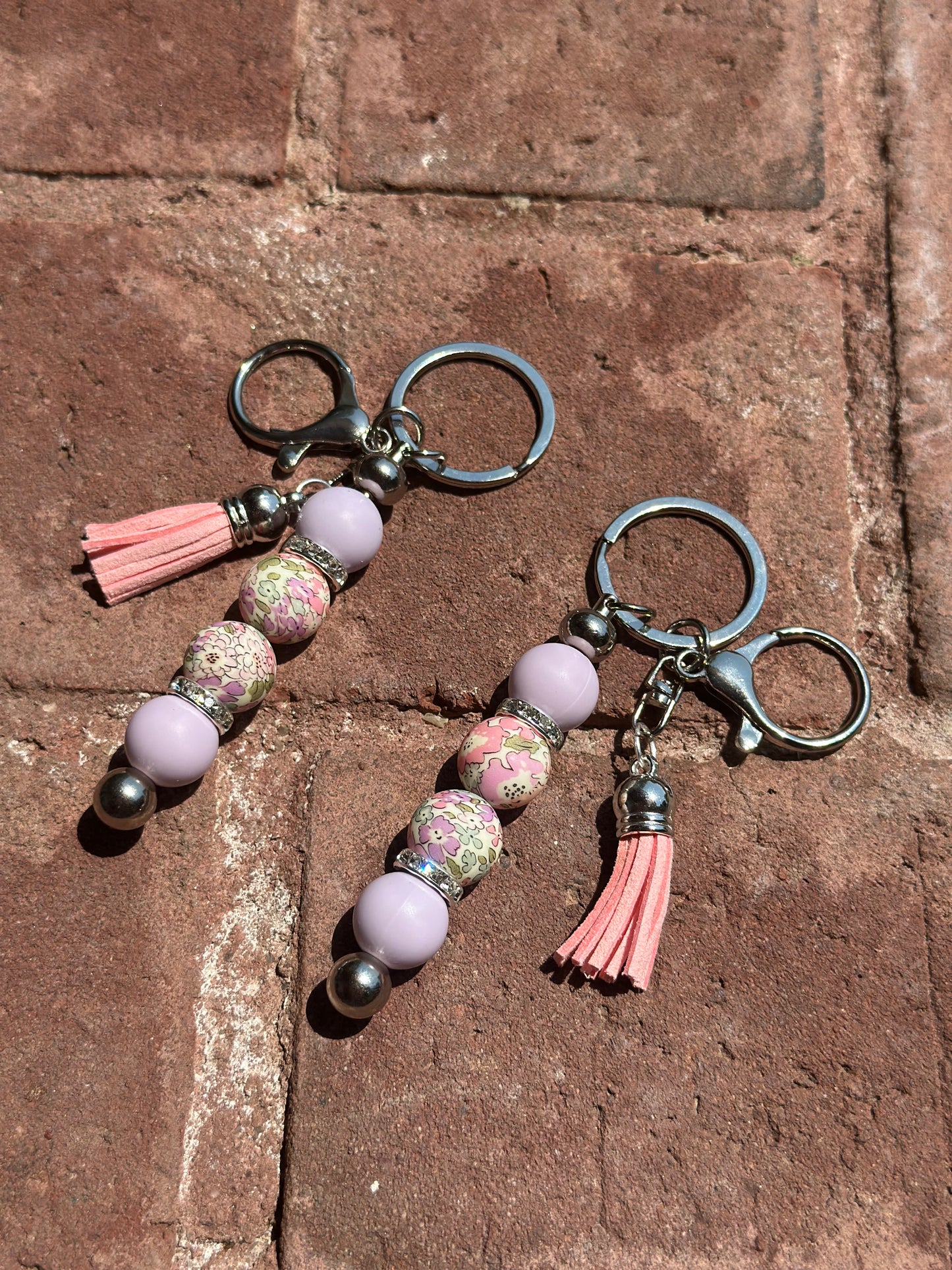 Silicone Beaded Post Keychain|Light Pink Purple Floral Print Silicone Bead Post Keychain