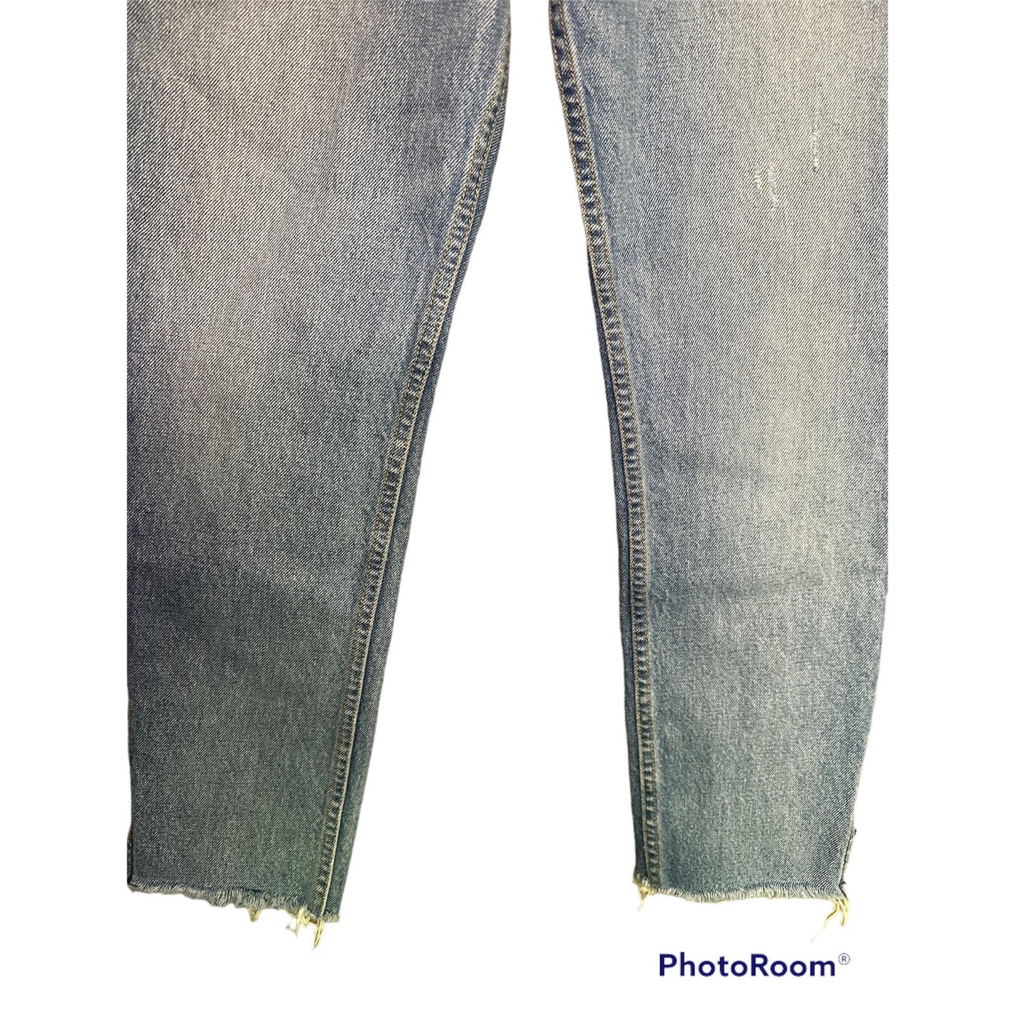 GRLFRND Karolina Butterfly Button Raw Hem Light Wash Jeans Size 27