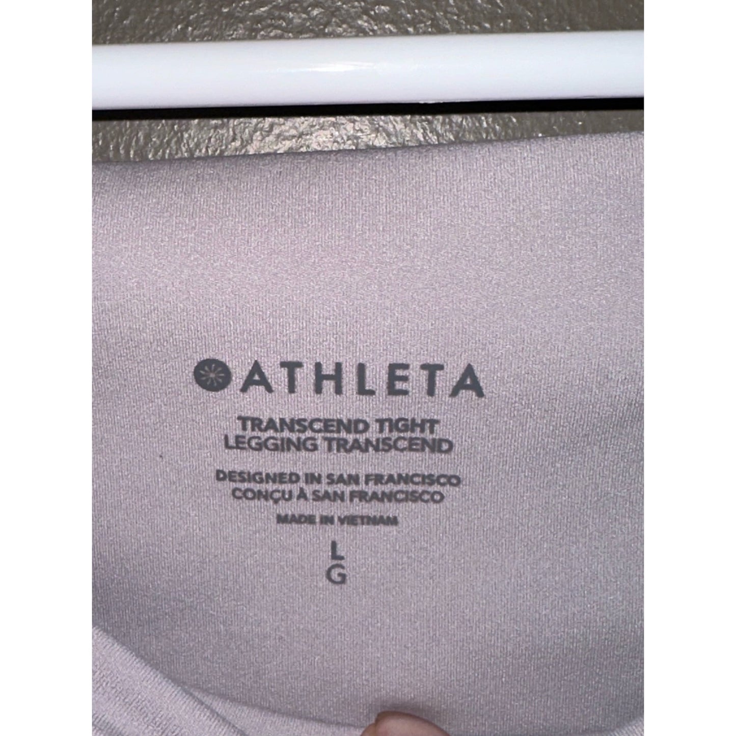 Athleta Light Purple/ Lilac Capri Cropped 'Transcend Tight Leggings' Size Large