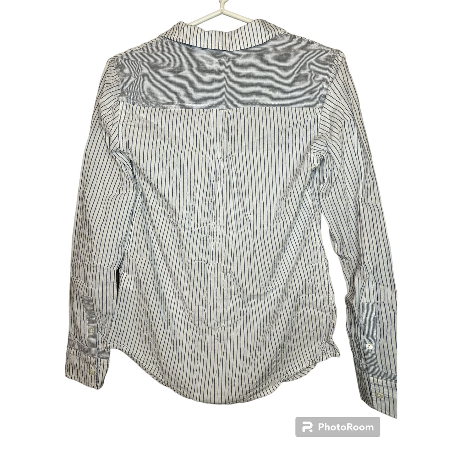Vineyard Vines Black White Blue Stripe Button Down V Neck Blouse Size 2