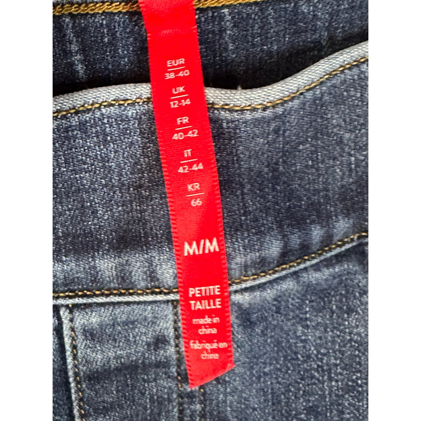 Spanx Blue Jean Denim Distressed Raw Hem Shaping Skinny Jeans Size Medium