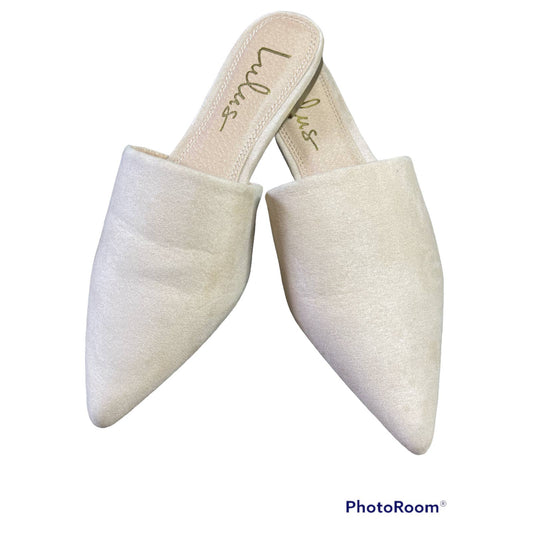 Lulu's White Cream Pointed Toe Slides Slip Ons Size 5.5