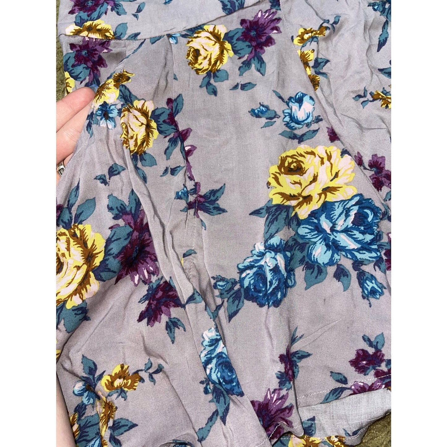 Free People Purple Yellow Floral Print Zip Up Flowy Baggy Zip Up Shorts Size 4