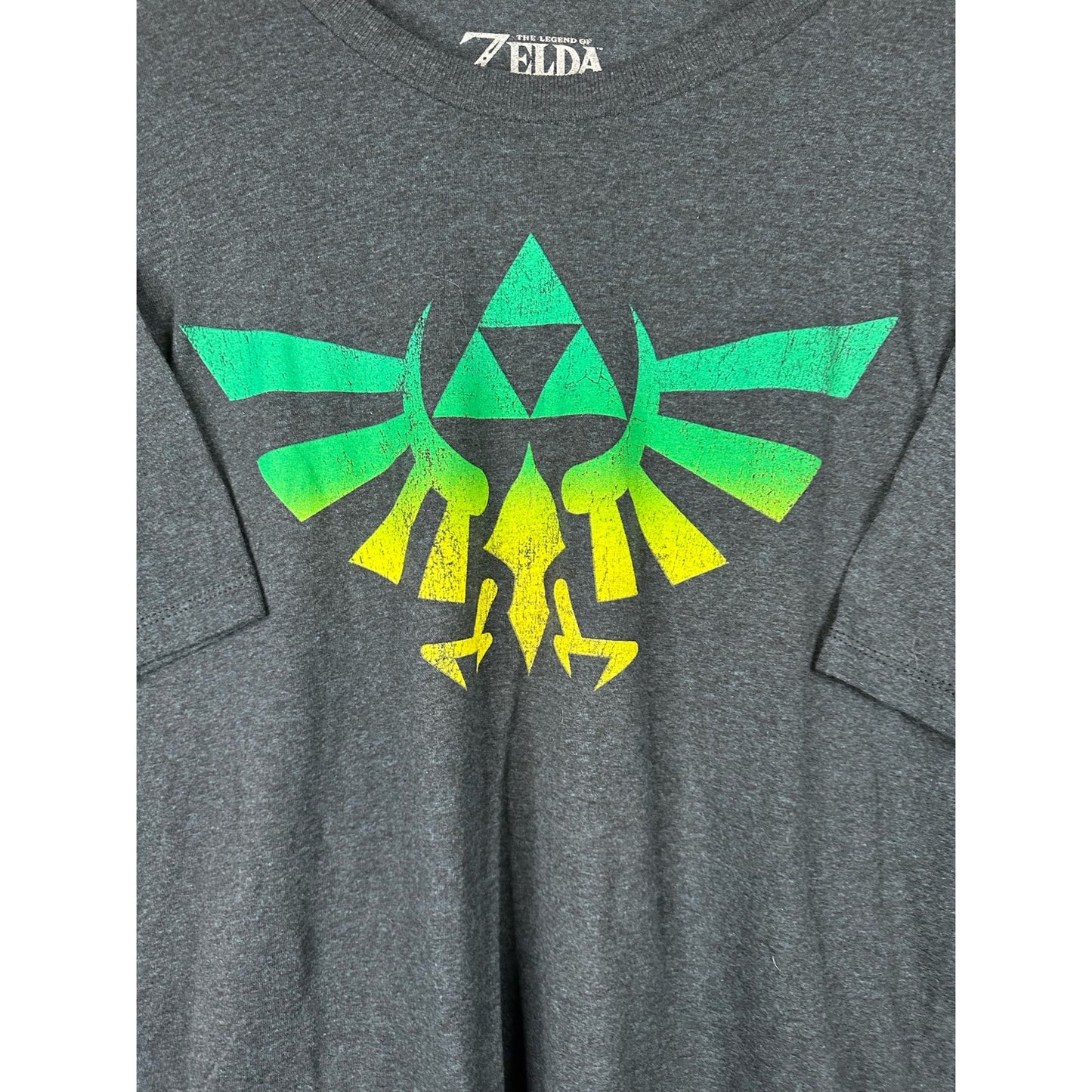 The Legend Of Zelda Grey Triforce Wing Crest Short Sleeves Graphic Tee Size XL