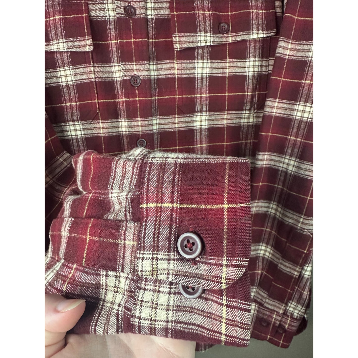Vintage Men’s L.L. Bean Maroon Plaid Long Sleeve Button Down Flannel Size L