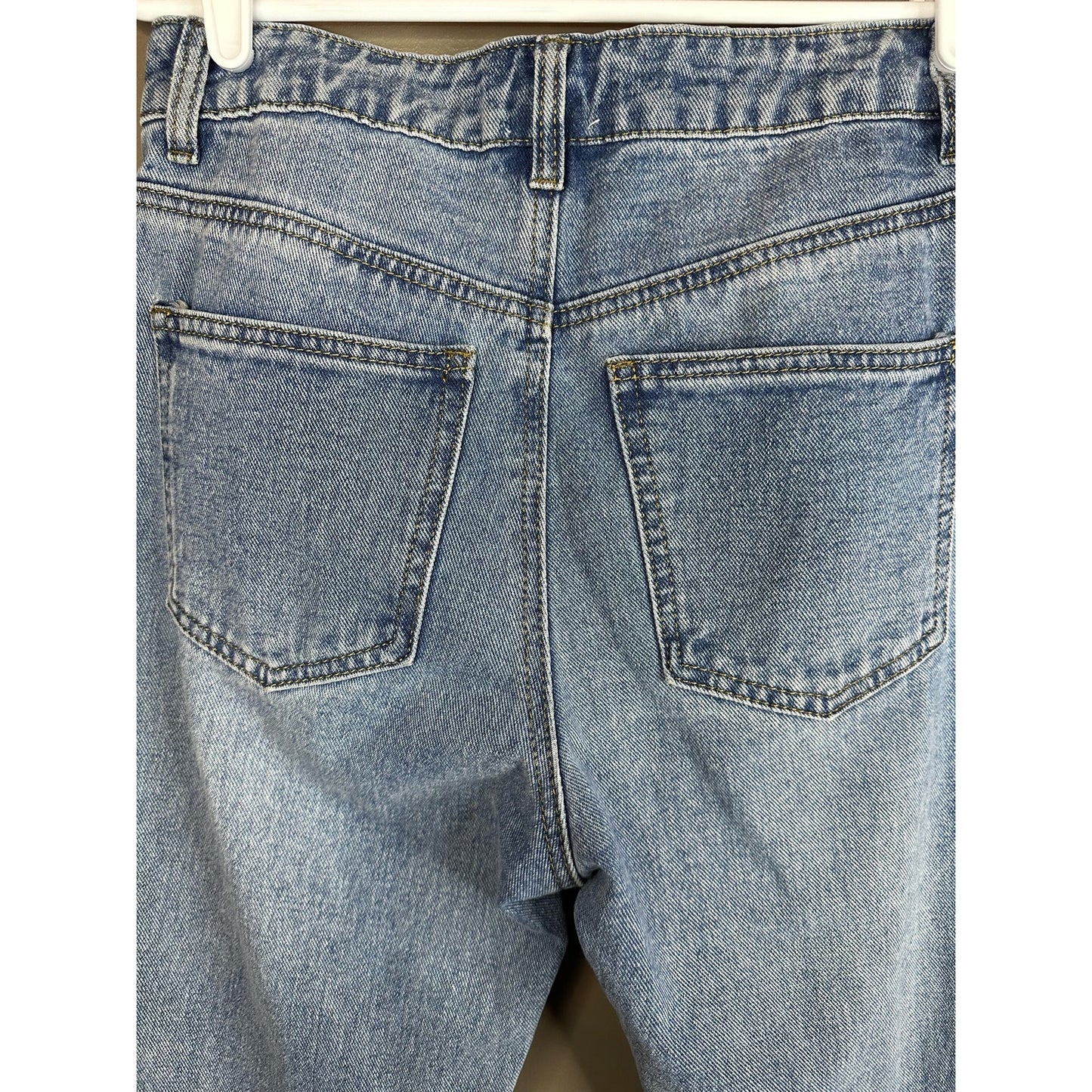 Princess Polly Lightwash Distressed High Waisted Denim Blue Jeans Size 4