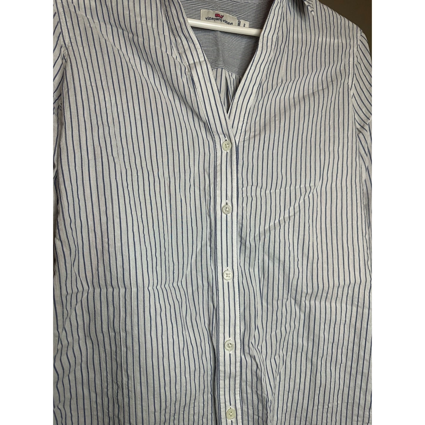 Vineyard Vines Black White Blue Stripe Button Down V Neck Blouse Size 2