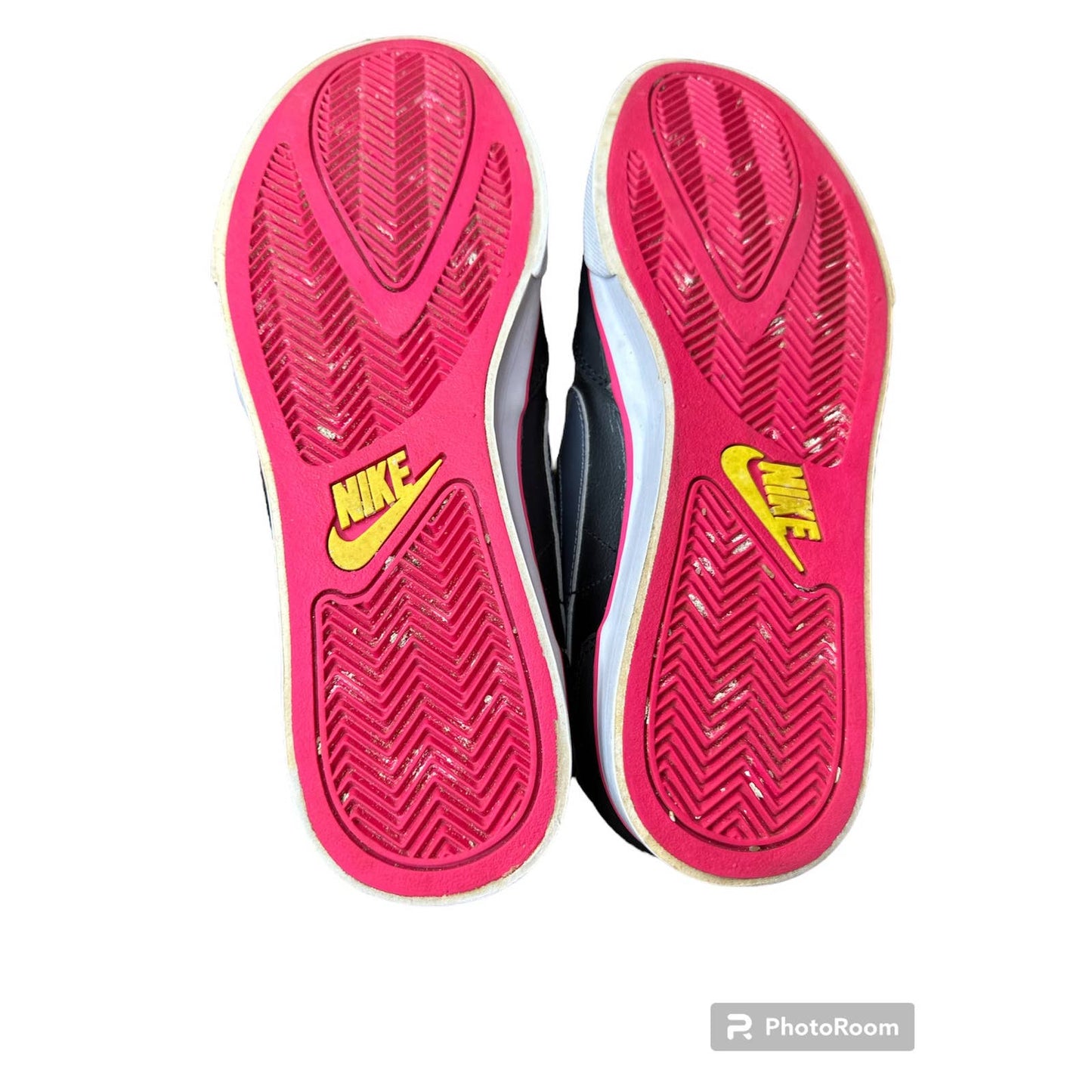 Women' Nike Sweet Ace Black White Yellow Pink Low Top Sneakers Size 8