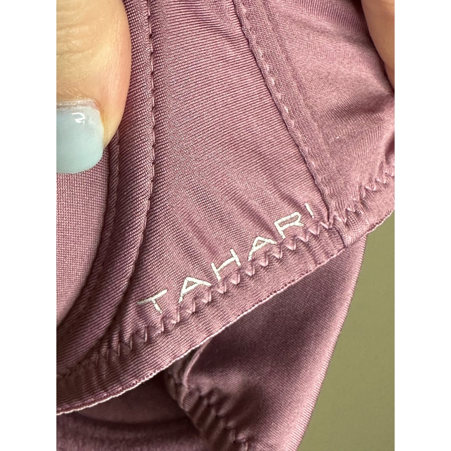 Tahari Purple Plum Underwire Lightly Lined Bra Size 34B