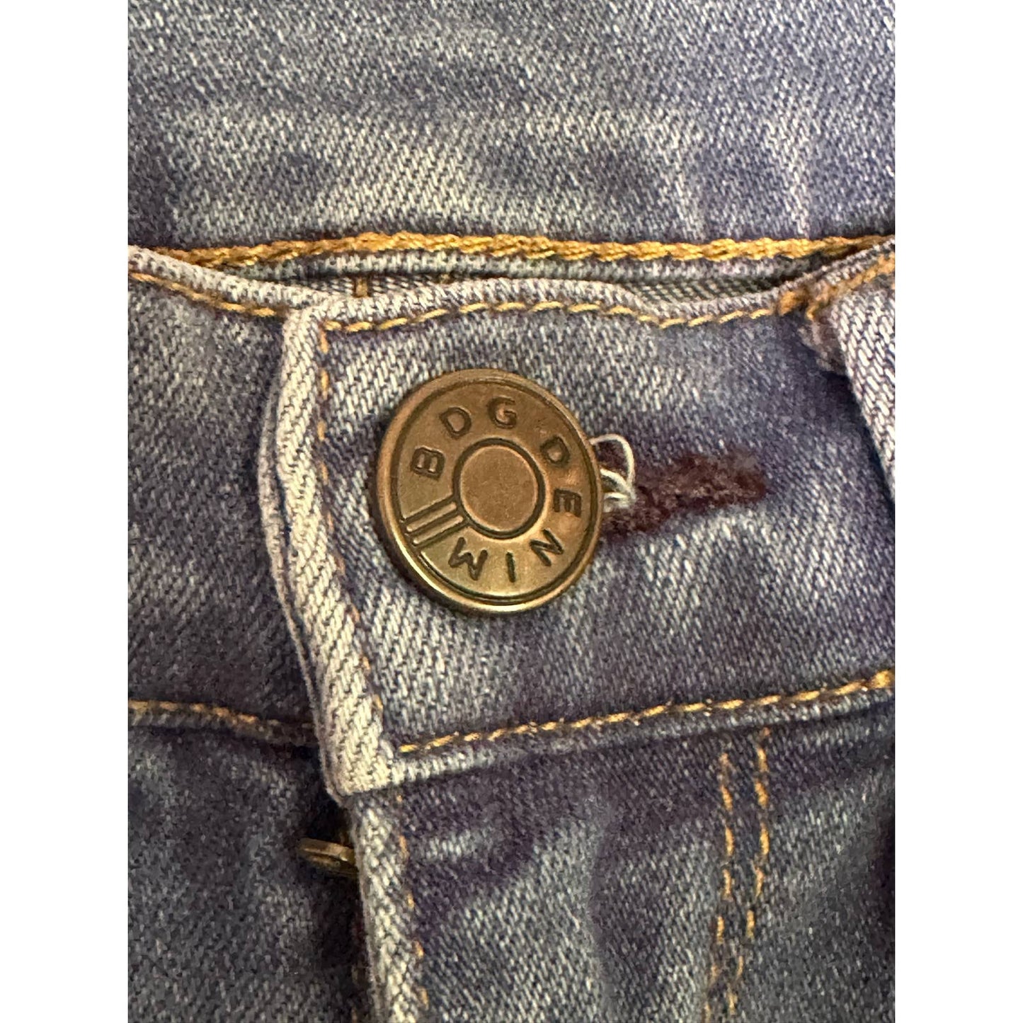 Urban Outfitters BDG Twig Super High Rise Lightwash Blue Jeans Denim Size 27W