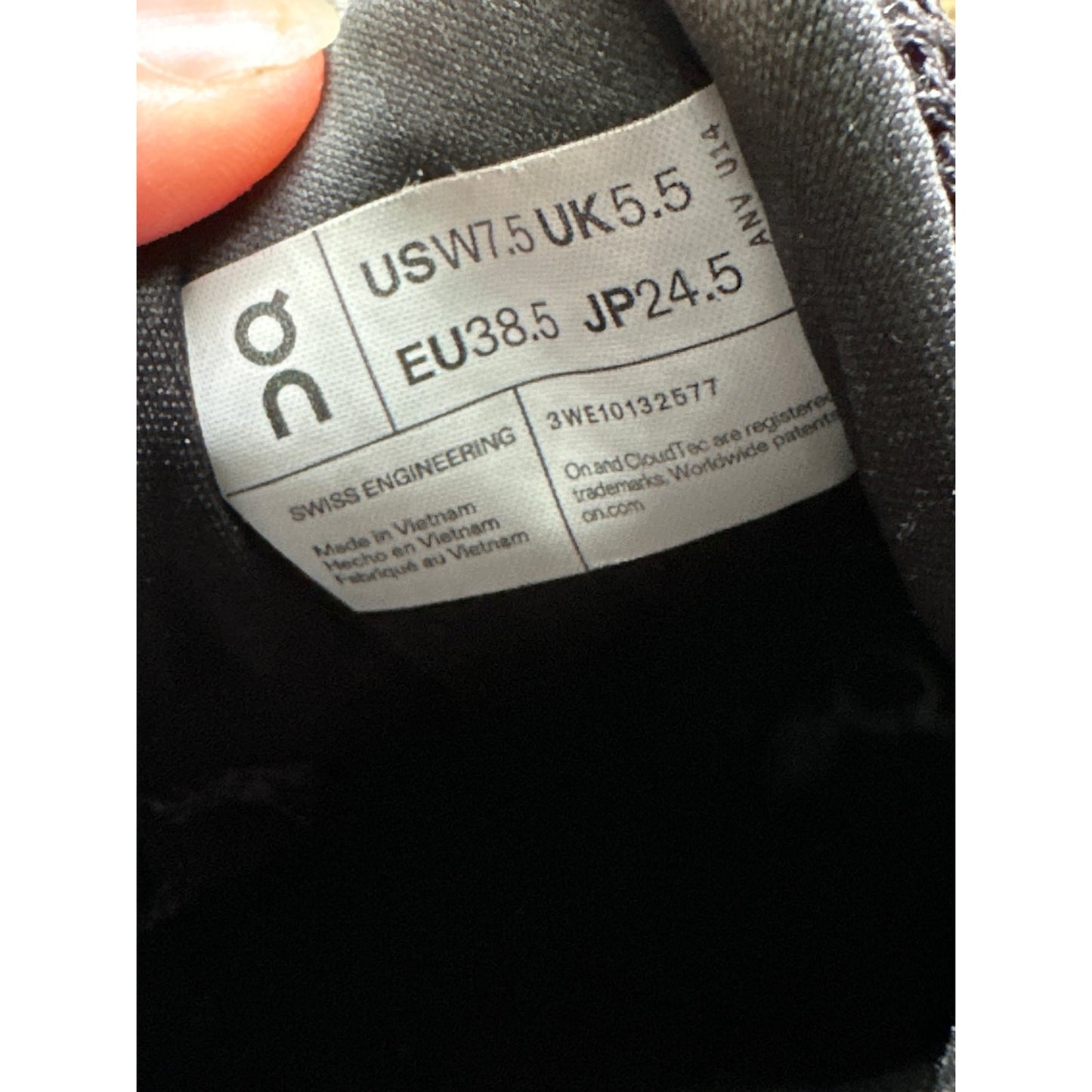 Women's OnCloud 2 Running Lace Up Sneakers Shadow/Lima Grey/Green Size 7.5