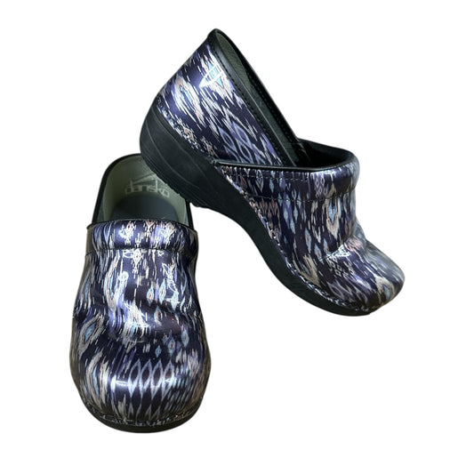 Dansko XP 2.0 Slip-On Metallic Grey Blue Professional Comfort Clogs Size 39