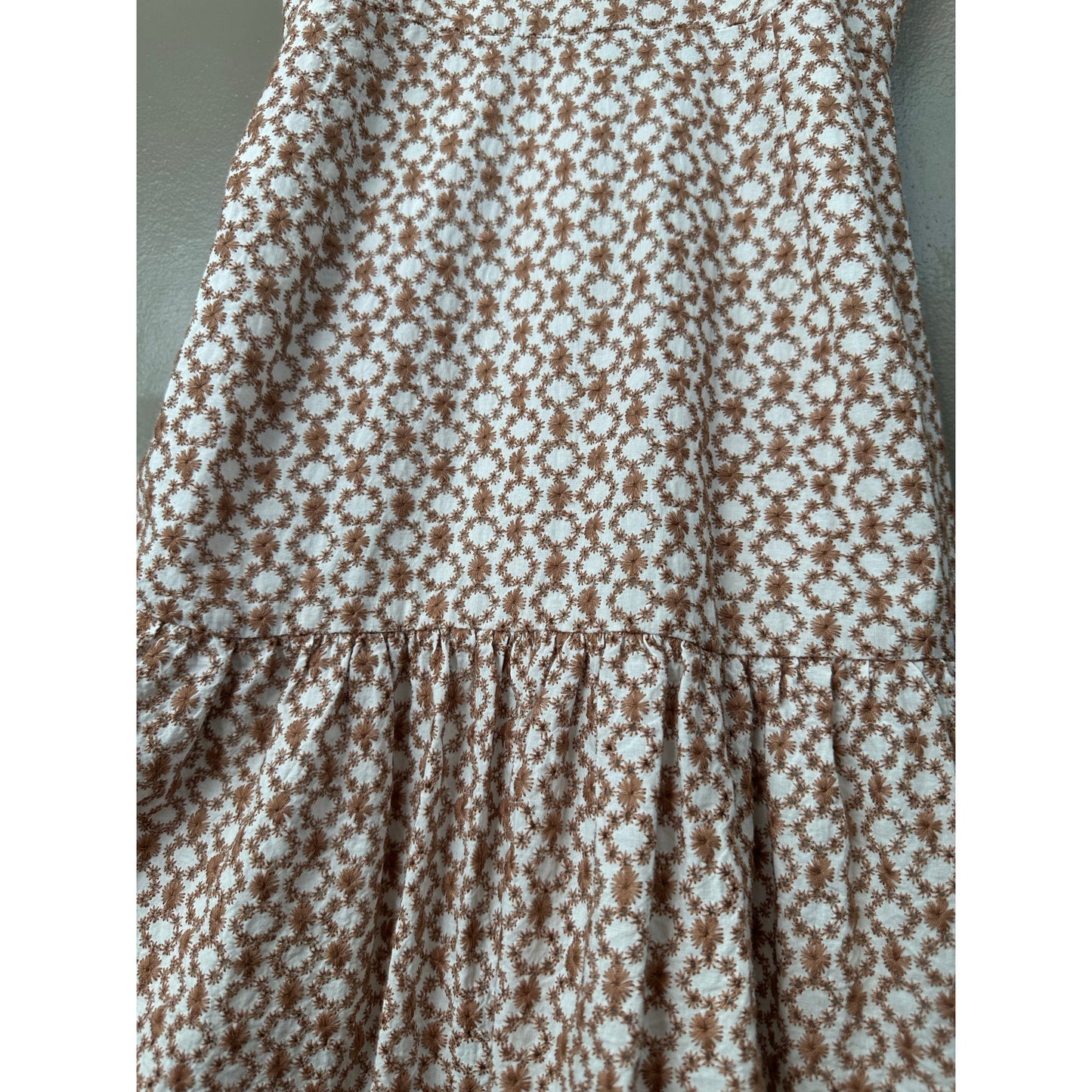 MinkPink Sleeveless V Neck Orange White Tanjil Embroidered Mini Dress Size S