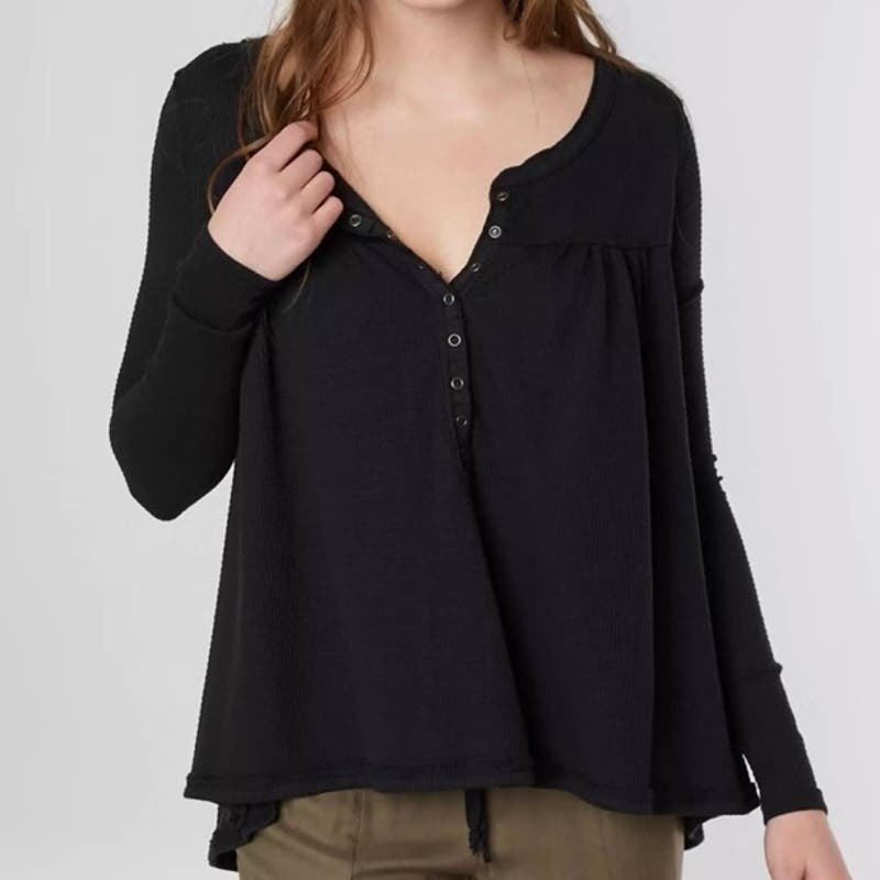 We The Free Black Button Down Scoop Neck Kai Henley Long Sleeve Tunic Size XS