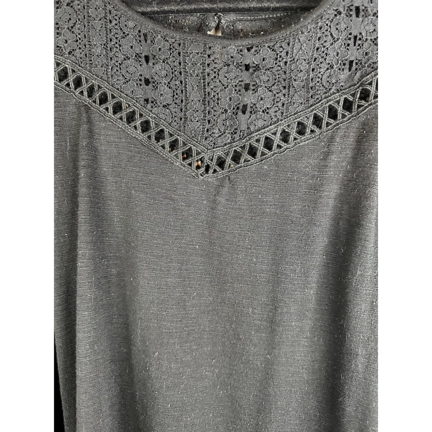 Torrid Black Sleeveless Scalloped Hem Scoop Neck Keyhole Tank Top Size 0X