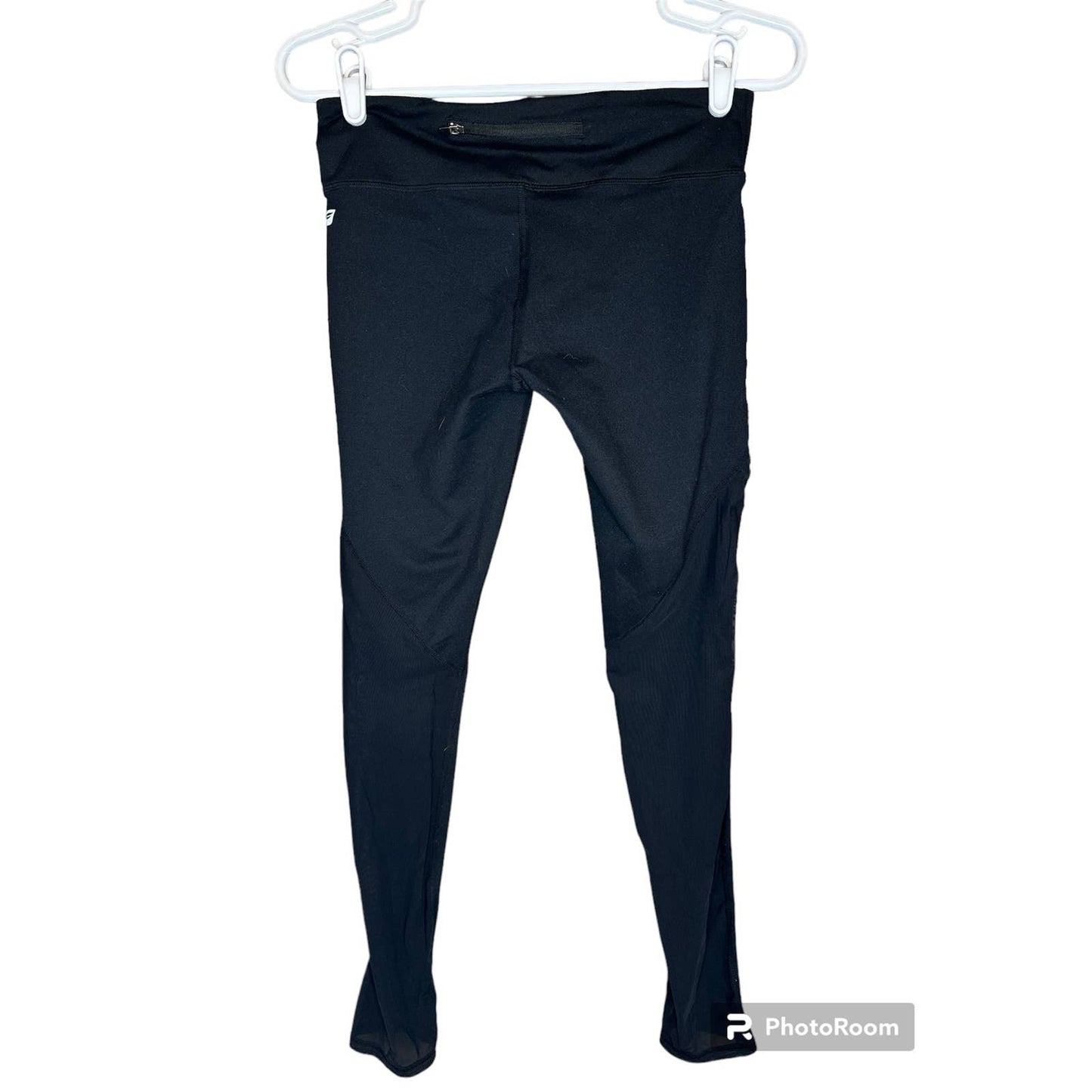 Fabletics Mesh Siding Hi Rise Black Crop Capri Hidden Pocket Leggings Size Small