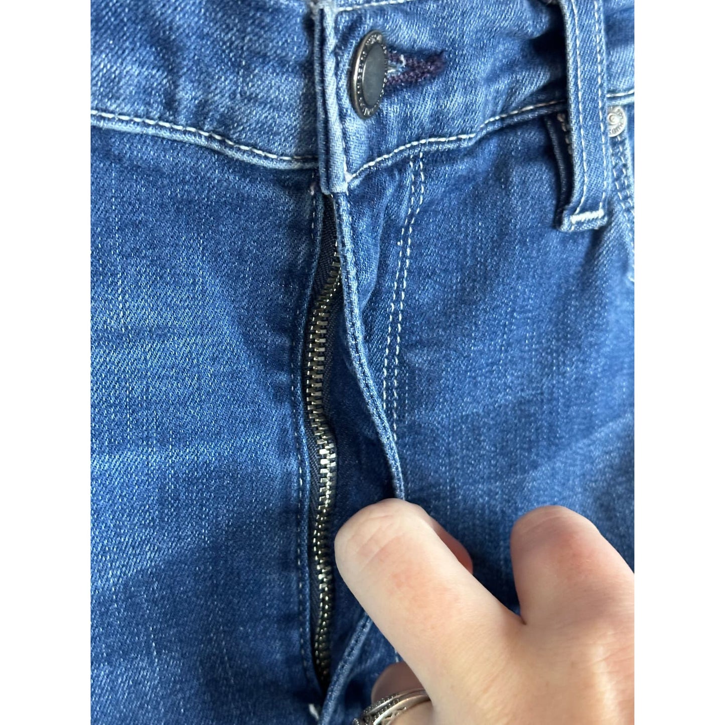Hudson Los Angeles Skinny Jeans Blue Denim Raw Hem Size 29