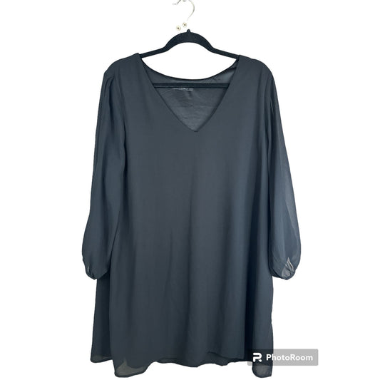 Lulu’s Long Open Flowy Sleeve Black Shift Style Dress Size 2X?