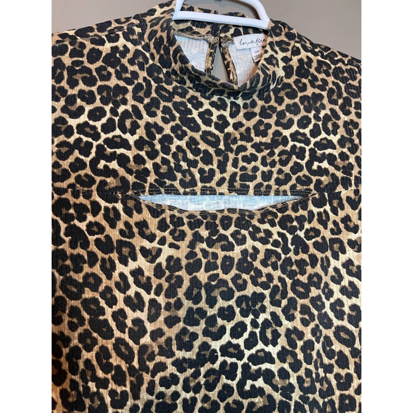 Love, Fire Nordstrom Cheetah Print Short Sleeve Bodycon Keyhole Dress Size S